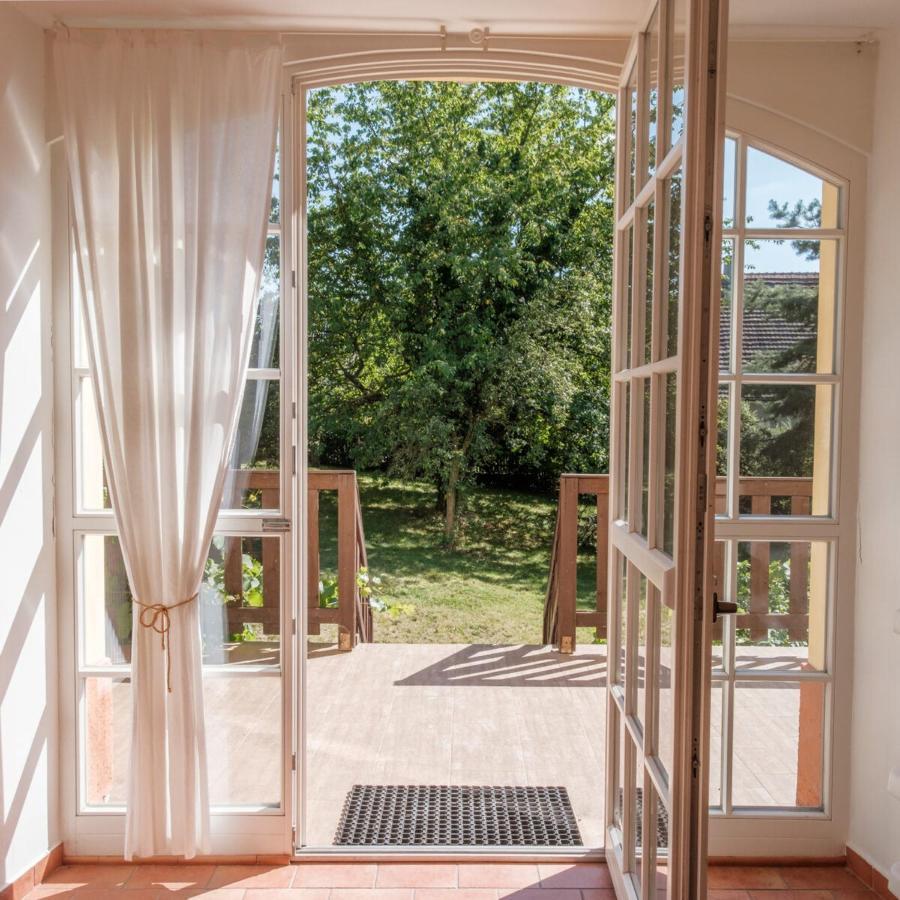 Hotel Penzion Pod Kalvárií Úštěk Exterior foto